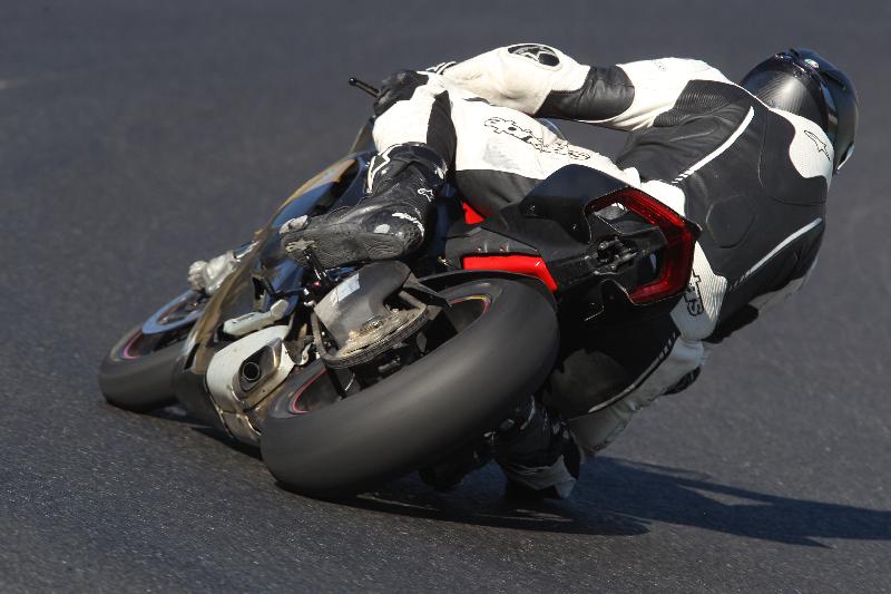 /Archiv-2019/01 01.-08.02.2019 Moto Center Thun Jerez/Gruppe rot/backside